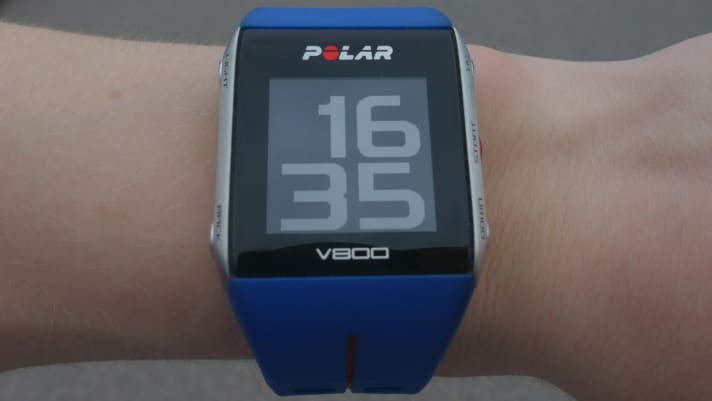   The Polar V800 is characterised by an easy-to-read display, even in sunny weather.