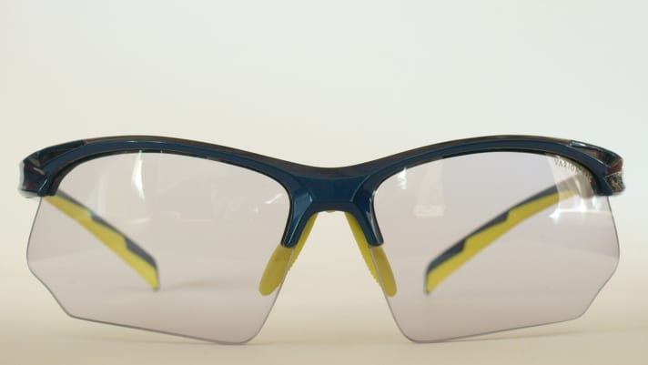   The lenses of the Uvex Sportstyle 802 v offer sufficient wind protection.
