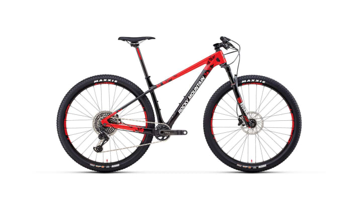   Neu am Vertex Carbon 90 ist die zweifarbige Lackierung.