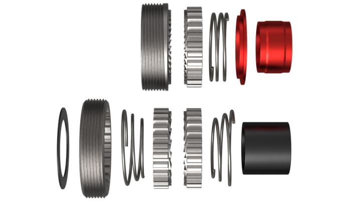   New at the top, old at the bottom: a direct comparison of the individual parts.