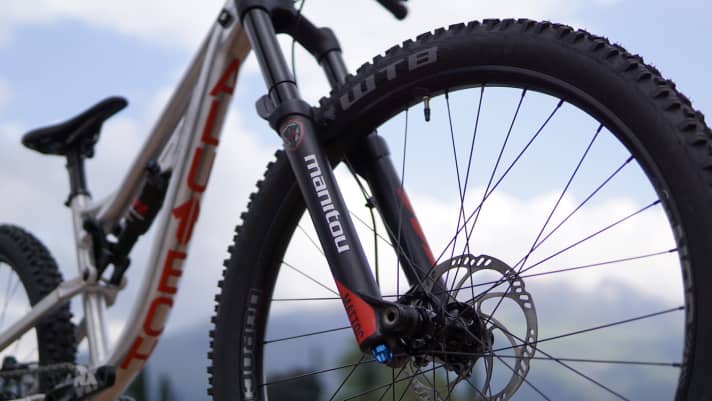 Adult technology for the not-yet-so-great, here: high-quality suspension elements from Manitou.