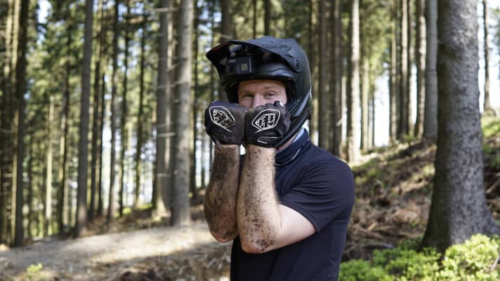   After the first training runs, many participants were already clearly marked by the challenging course.