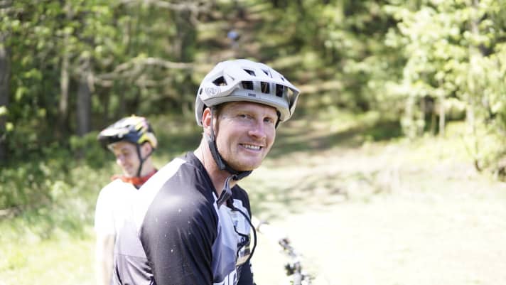   Benny Herold, the 2018 German champion in the Masters class, wants to win again tomorrow. In addition to being a racer, he has also prepared all the tracks for the race in advance.