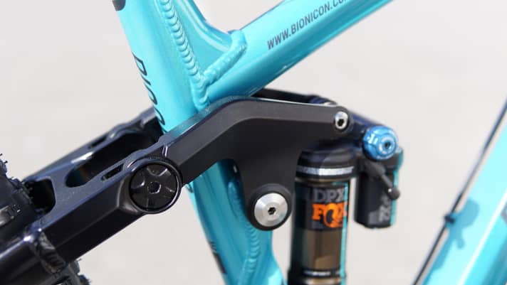  The smaller bellcrank of the Bionicon Slye Trail.