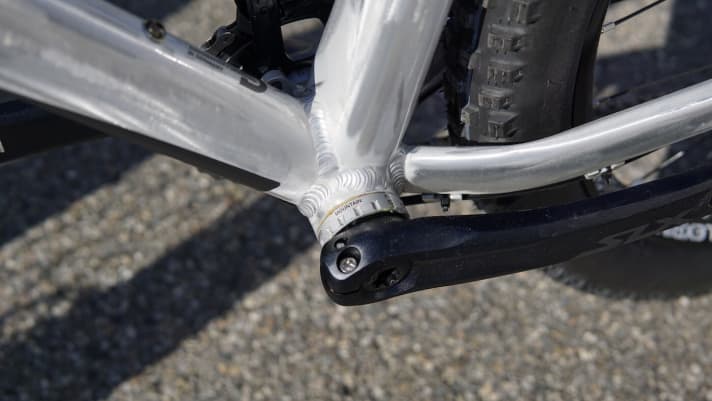   The bolted BSA bottom bracket.