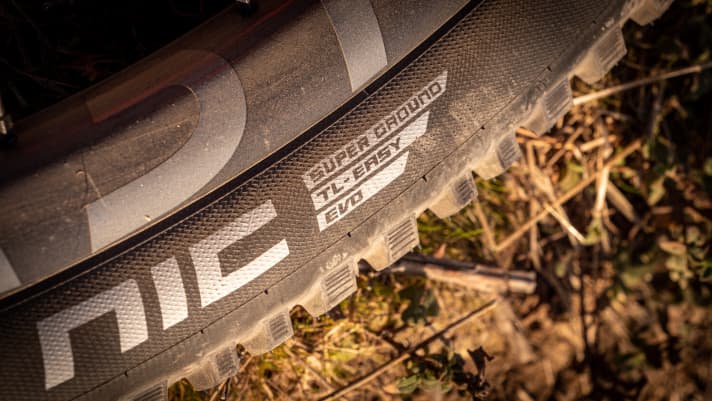   Only available for well over 900 grams: the new Nobby Nic from Schwalbe.