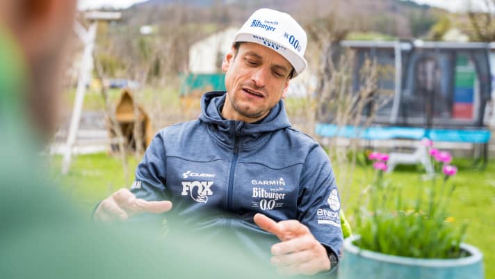   Gusti Wildhaber zählt zu den fittesten Enduro-Racern im Feld und würde sich mehr Tretpassagen statt Shuttle-Fahrten bei Rennen wünschen.