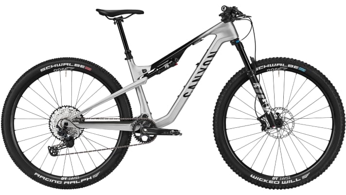 Mit Fox Federelementen und Shimano SLX Antrieb ist das Canyon Lux Trail CF7 ein interessanter Deal.