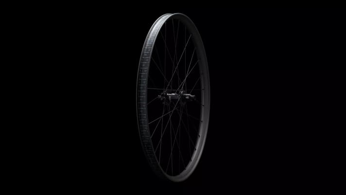 New wheels for different areas of use and innovative technologies: The new Roval Traverse comes in two versions.