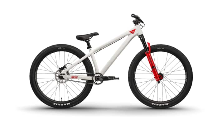 YT is known for its sleek designs. The latest Dirtlove is no exception.