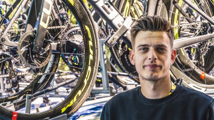 “Wir müssen beim Umgang mit Tubeless noch viel ausprobieren”, sagt Mikey van Kruiningen, Chefmechaniker des Teams Intermarché-Wanty-Gobert