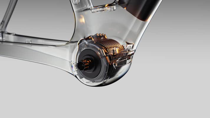 The compact TQ motor doesn't take up much space. However, with a peak output of 200 watts, it is comparatively weak on the chest.