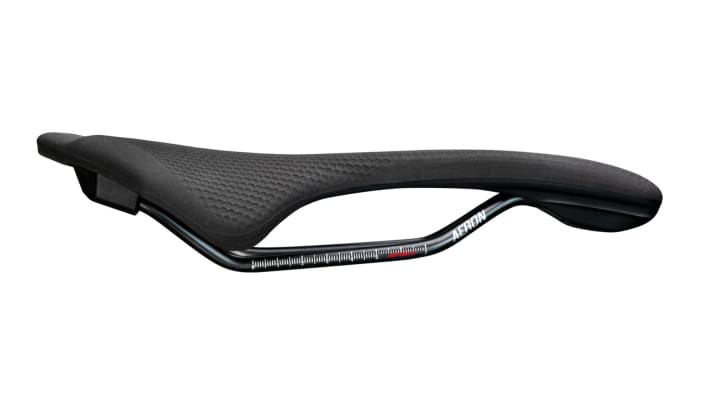 La selle est pratiquement constituée de 2 matériaux : acier ou acier chromoly pour les haubans + TPU pour le reste. Cela est bénéfique pour l'environnement (recyclage), et cela réduit également le prix de la Repente Nova.
