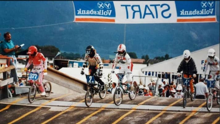   When she was fifteen, Nathalie (white jersey) bought a Redline 800 P with the money she had earned herself so that she could race BMX bikes like her brother.