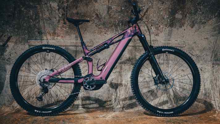 Already fully off-road capable: the Cube Stereo Hybrid One44 SLX for 4,999 euros.