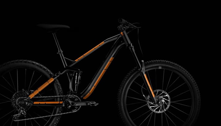   The Gravel Guard is used where the risk of damage to the paintwork is greatest.