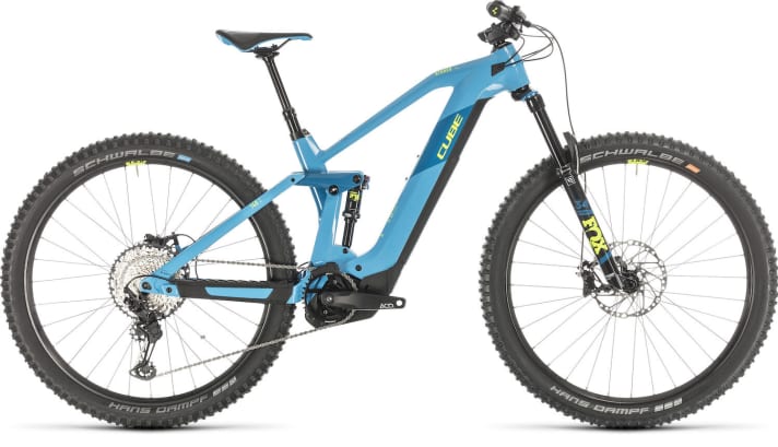   Das Cube Stereo 140 HPC SL kostet 4499 Euro und federt mit Fox-Fahrwerk (34 Rythm-Gabel), schaltet 12fach mit Shimanos XT und bremst mit XT-Vierkolbenbremsen. 