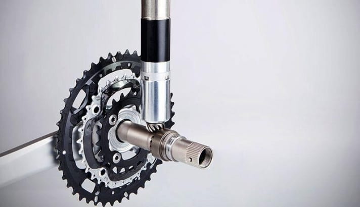   Hidden in the seat tube, the Vivax drive acts directly on the pedalling crank. At just under two kilos, the system is a lightweight. The drive is also available for retrofitting, provided the seat tube is straight.