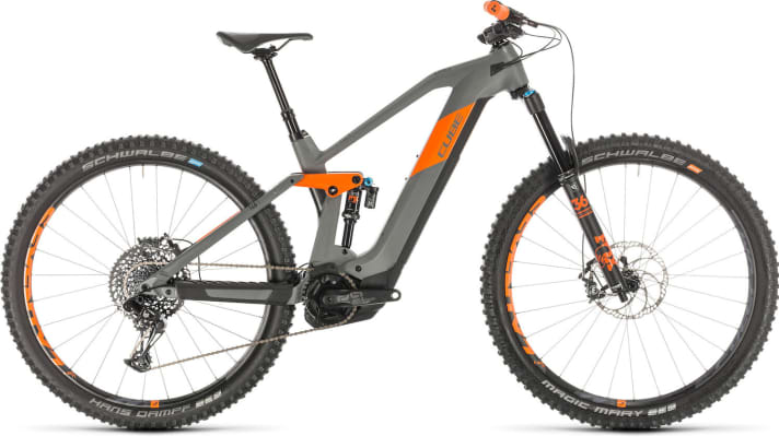   The Cube Stereo Hybrid 140 HPC TM is equipped for trail and downhill riding. A Fox 36 Performance fork with 150 millimetres of travel provides more security, while Magura MT7 brakes ensure deceleration. Together with Schwalbe Magic Mary/Hans Dampf tyres with supergravity casing, the package costs 4999 euros.