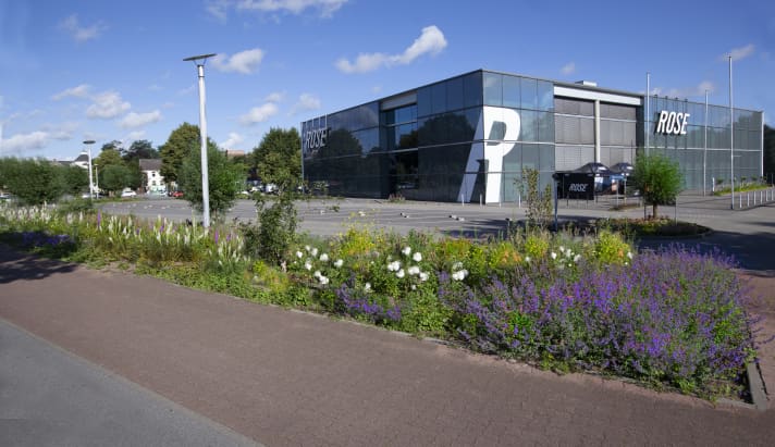 Rose Bikes has set itself the goal of becoming climate-neutral by 2025 through several measures.