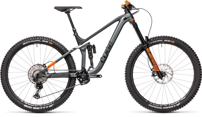 2021 in series without steel spring shock absorbers, but equipped with Rockshox ZEB: the TM version of the Stereo 170.