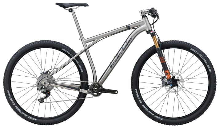  The design language of the 29-inch titanium hardtail Revelstroke from Van Nicholas says "sporty forward".