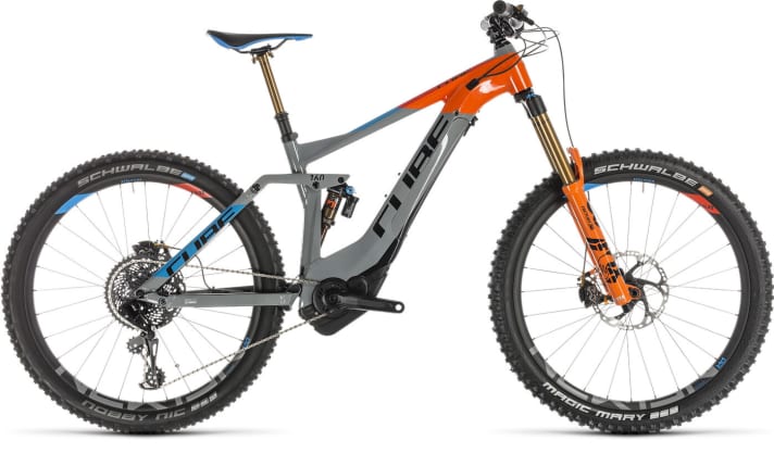 Cube Stereo Hybrid 160 Action Team 500 27,5: Das E-Enduro mit 170-mm-Gabel und Fox DPX2-Dämpfer, so wie es die Piloten des Action Teams fahren. Das Bike wurde von unseren EMTB-Lesern zum E-Enduro des Jahres 2018 gewählt und dürfte auch 2019 zu den Top-Bikes am Markt gehören Preis: 4695 Euro.