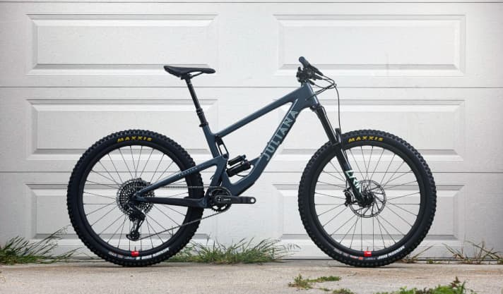 The new Juliana Roubion is available from 3899 euros.