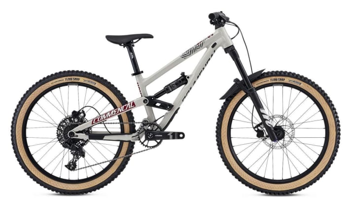 Commencal Clash 24