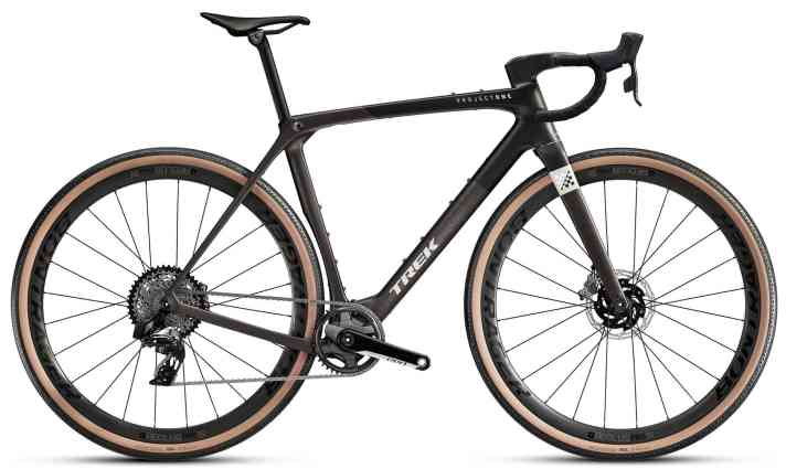 Wegen fünf Gramm (!) setzt sich das Trek Checkmate SLR 8 an die Spitze der leichtesten Gravelbikes im TOUR-Test 2024.