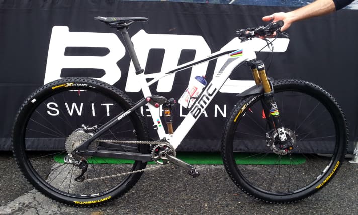   Das BMC Fourstroke 01 von Julien Absalon für die WM 2015 in Andorra.