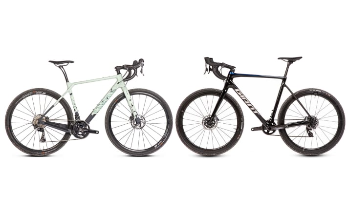 Even if the gravel bike and the cyclocross bike look almost the same at first glance, there are typical differences between these two types of road bike.