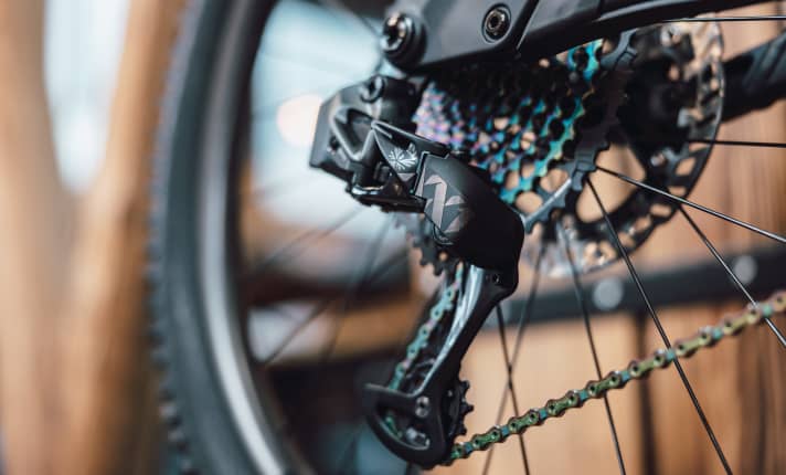 Cube Stereo Hybrid 160 SLT 750 with Sram XX1 Rainbow equipment