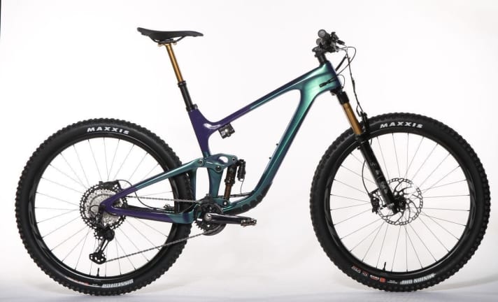   The cables of the electronic live valve system also run inside the frame of the <a href="https://luna.r.lafamo.com/ts/i5533923/tsc?amc=con.blbn.497955.507800.14129791&smc=BIKE&rmd=3&trg=https%3A%2F%2Fwww.fahrrad-xxl.de%2Fgiant-trance-x-advanced-pro-0-p00058934m001" target="_blank" rel="noopener noreferrer">Trance X Advanced Pro 0</a> *.