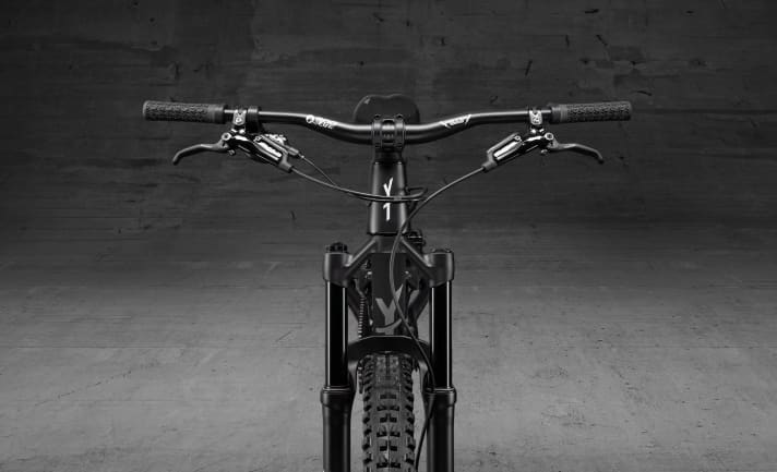 The YT Jeffsy Primus 24 with an extra child-friendly cockpit.