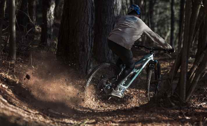 Fun bike, trail tourer, mini enduro? The latest version of the Jeffsy is designed to create as broad a compromise as possible.