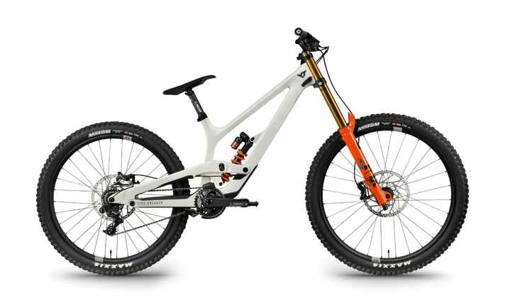 Suspension travel: 200/200 mm, 16.1 kg, Mullet or All-29.
