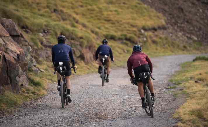Ob mit schwerem oder leichtem Gepäck: Hauptsache kein Asphalt unter den Reifen!