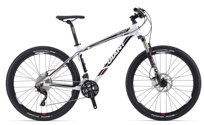   The Giant Talon 27.5 for sporty beginners
