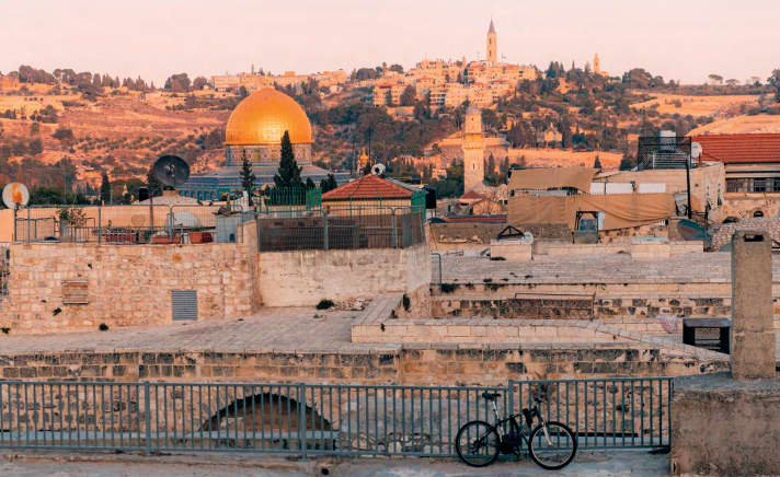 Cycle tour Israel