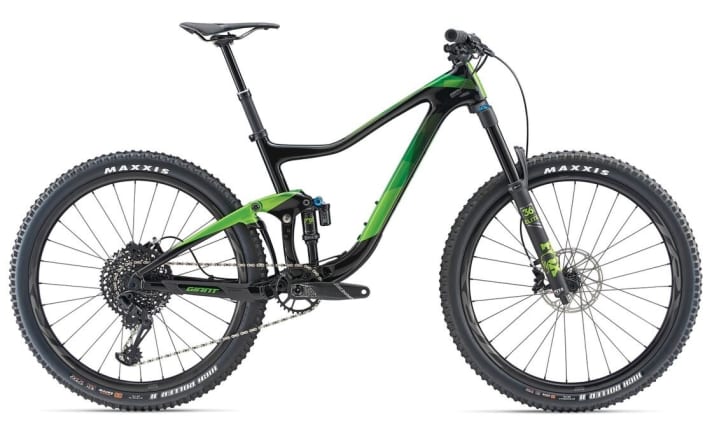   If you ride a frame size L or XL, you should take a look at the Giant Trance Advanced. The carbon all-mountain with Fox 36 fork (150 mm) and good 140 mm rear suspension is available <a href="https://luna.r.lafamo.com/ts/i5533923/tsc?amc=con.blbn.497955.507800.14129791&smc=BIKE&rmd=3&trg=https%3A%2F%2Fwww.fahrrad-xxl.de%2F" target="_blank" rel="noopener noreferrer nofollow">at Fahrrad XXL for 3299 euros instead of 4599 euros</a> *. The 27.5-inch version was consistently convincing in our tests and we liked it better than the 29er.