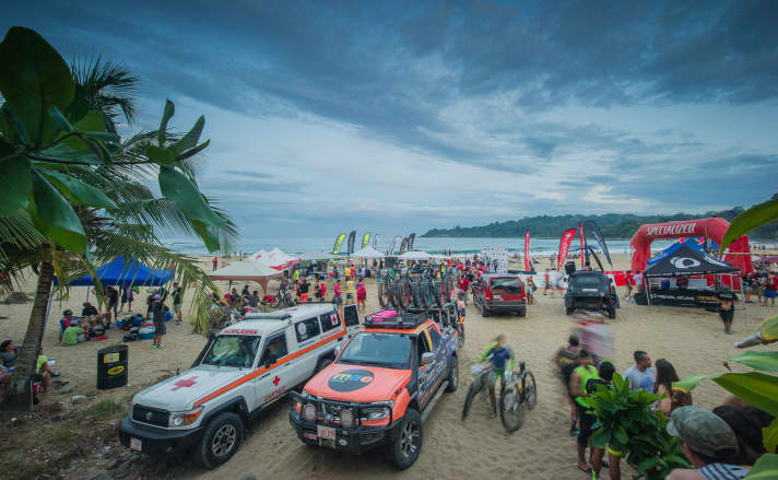   Das Ziel des Rennens in Puerto Limon.