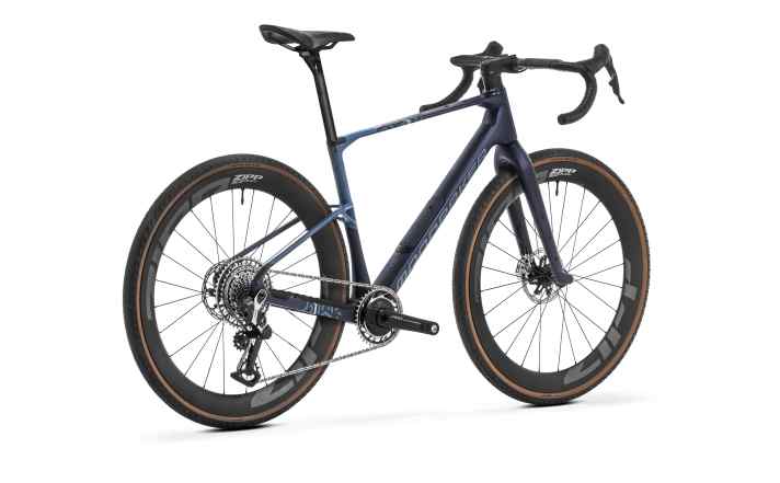 Le Mondraker Arid RR SL, super léger et très stylé.