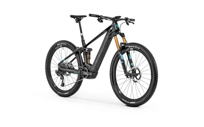   Mondraker Crafty RR SL, the top version for 11999 euros.