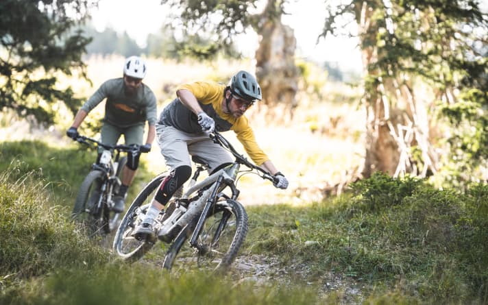 Test manager Peter Nilges drives the Habit over our test track in Lermoos.