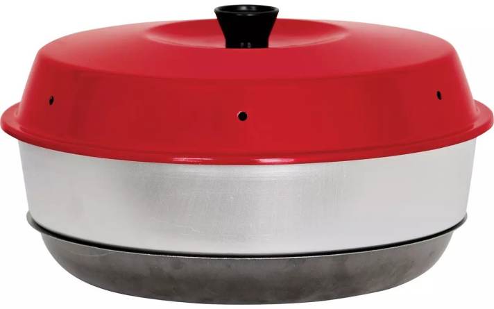 From pizza oven to chip maker. The camping oven from Omnia.