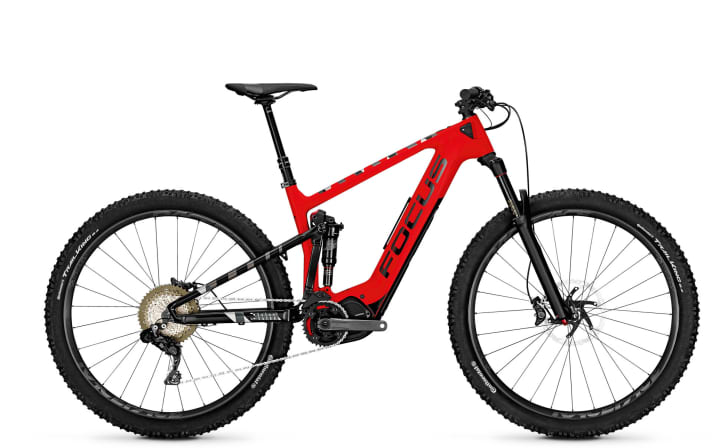   The Jam² C Pro relies on Rock Shox suspension (Revelation RL and Deluxe R) and Shimano's XT Di2 drivetrain. The bike is said to weigh 19.6 kilos and cost 6999 euros. The picture shows the 29-inch version.