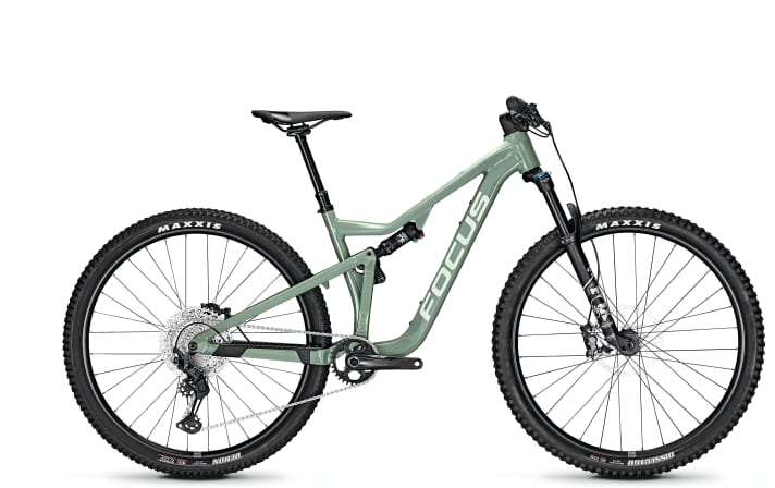   <a href="https://luna.r.lafamo.com/ts/i5034112/tsc?amc=con.blbn.497955.507800.14447882&smc=BIKE&rmd=3&trg=https%3A%2F%2Fwww.fitstore24.com%2Fde%2Ffocus-thron-6-9-green-2022" target="_blank" rel="noopener noreferrer nofollow">Trail bike at a fair price: The Focus Thron 6.9 costs 2499 euros</a> *.