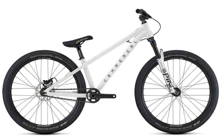 Commencal has designed a particularly clean dirt bike frame. The Absolut can be customised.