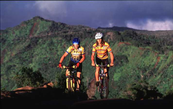 No way: Understatement was yesterday. Nix is` - back then, mountain bikers rode around in parrot outfits.